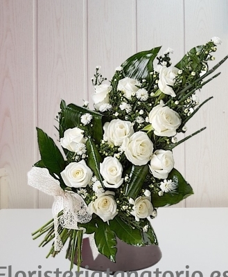 Ramo 12 Rosas